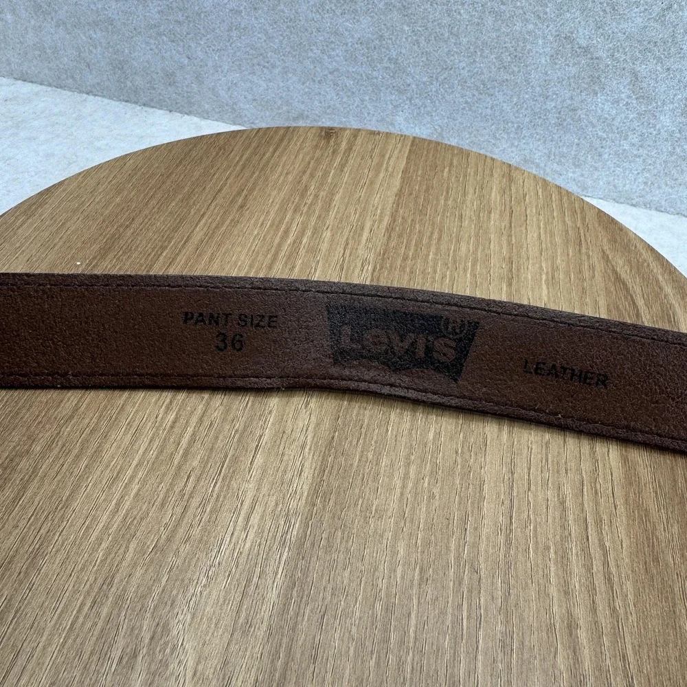 Levi's Belt Mens Pants Size 36 Brown Genuine Leather Belt Buckle Logo Adjustable
